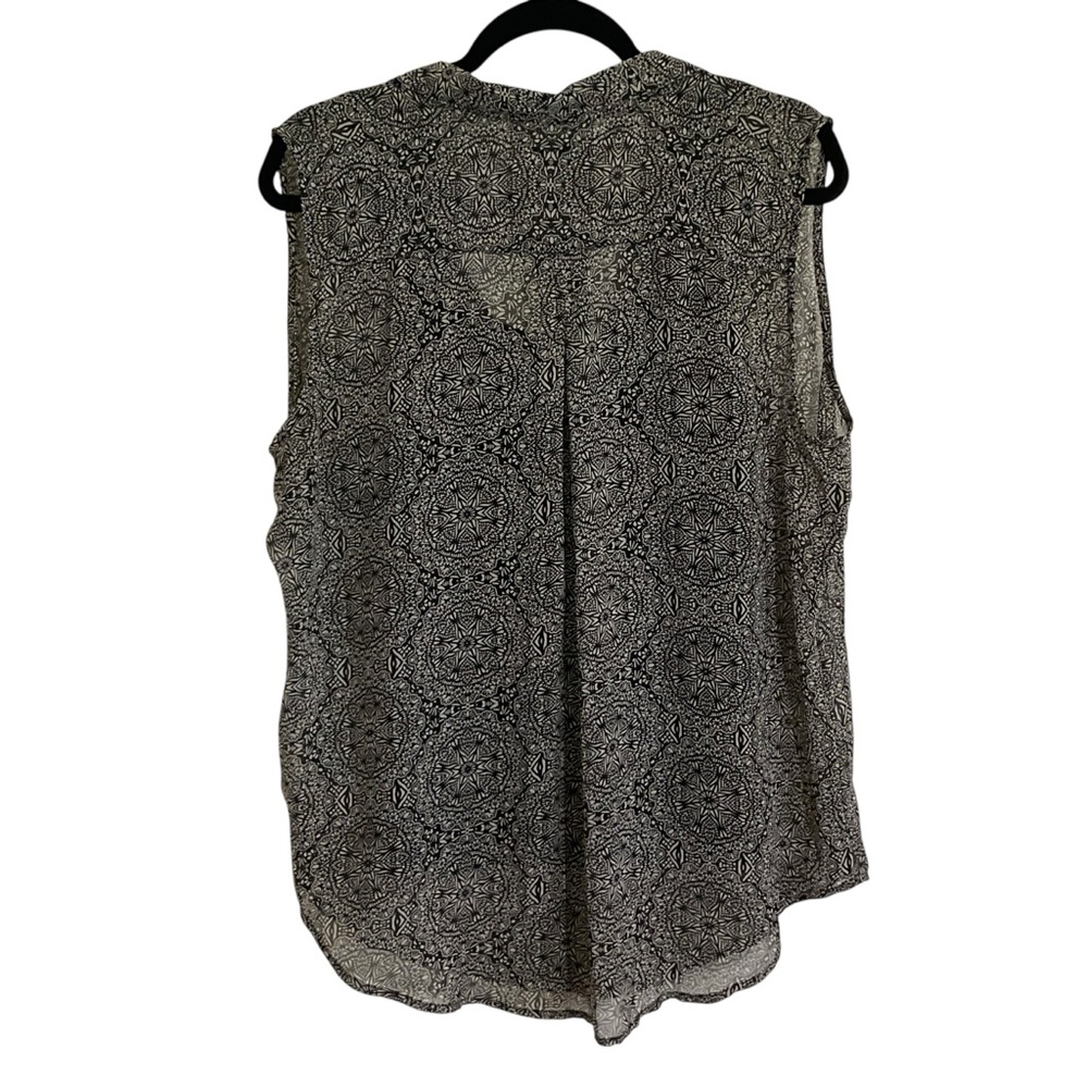 Liz Claiborne black & white Semi-sheer Top with black camisole. Size XL. NWT - Picture 2 of 11